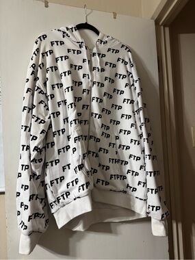 Reversible FTP white hoodie
